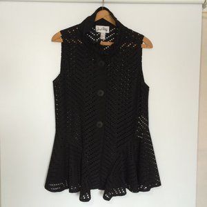 Joseph Ribkoff Womens Sleeveless Top Blouse Sz 8 Black Wire Collar Eylet Fabric